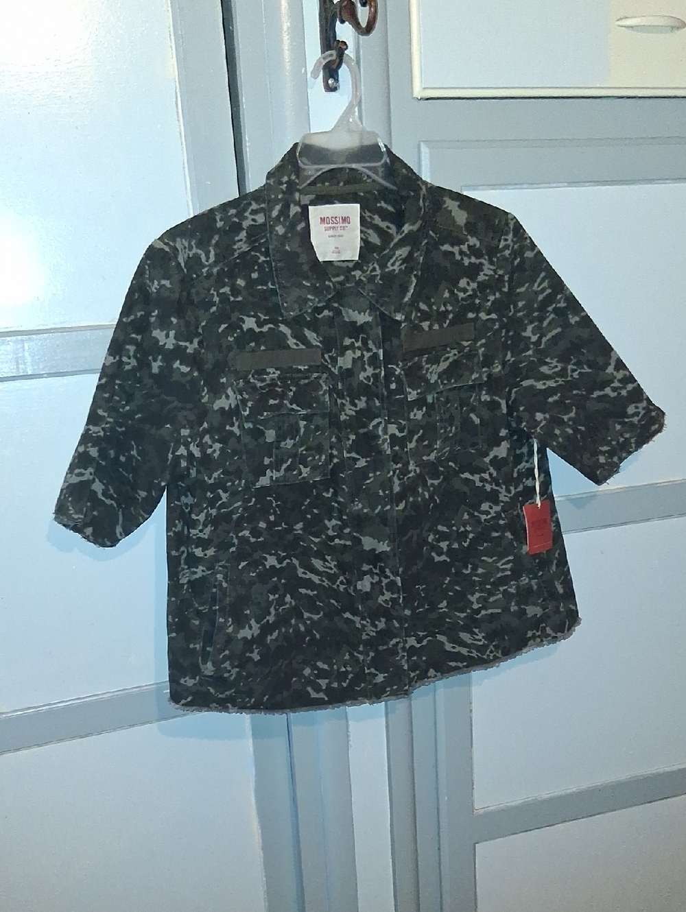 Mossimo Supply Co. Camo Short-Sleeve Button Down Shirt